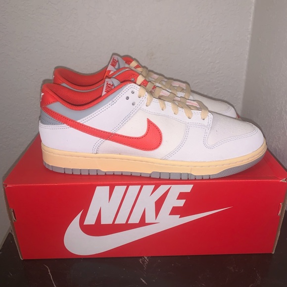 NIKE DUNK LOW ATHLETIC DEPARTMENT PICANTE RED SIZE 9.5M - Picture 6 of 7